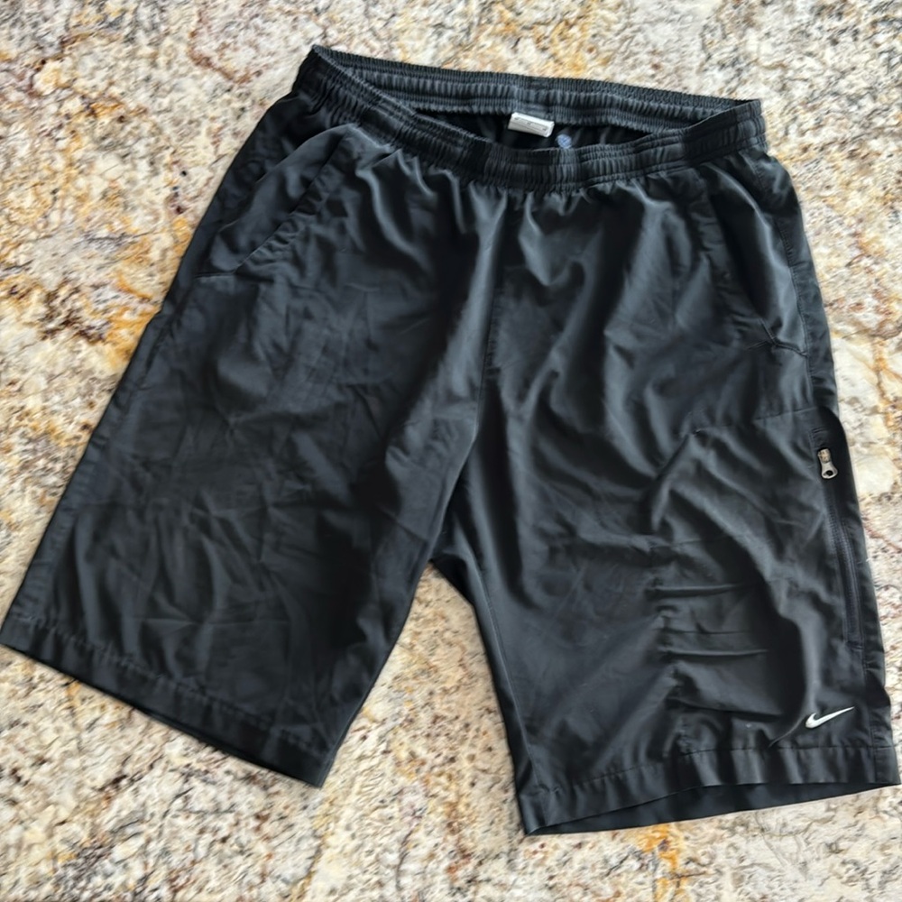 Nike Men’s performance black shorts